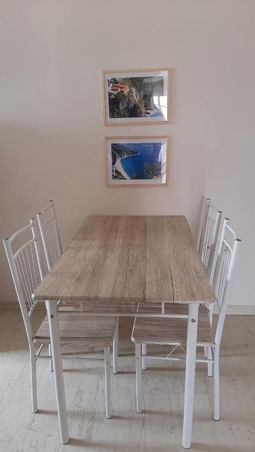 Tasias Apartments Lixouri Dış mekan fotoğraf